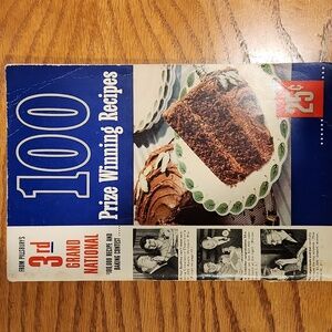 VINTAGE 100 PRIZE WINNING RECIPES PILLSBURY COOKBOOK 1952 FIRST EDITION